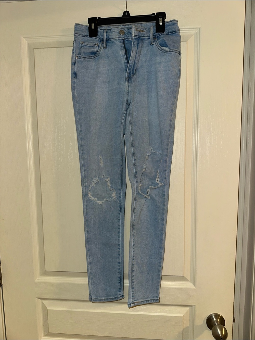 Levi's Light Blue Skinny Jeans with Knee Distress